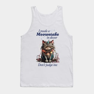 Funny Christmas Cat Tangled in Lights, Meowstake in Decor Tank Top